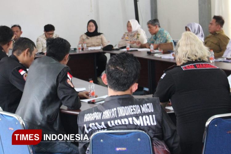 DPC LSM Harimau Banjarnegara Audensi Bakesbangpol Menyoal Program MBG